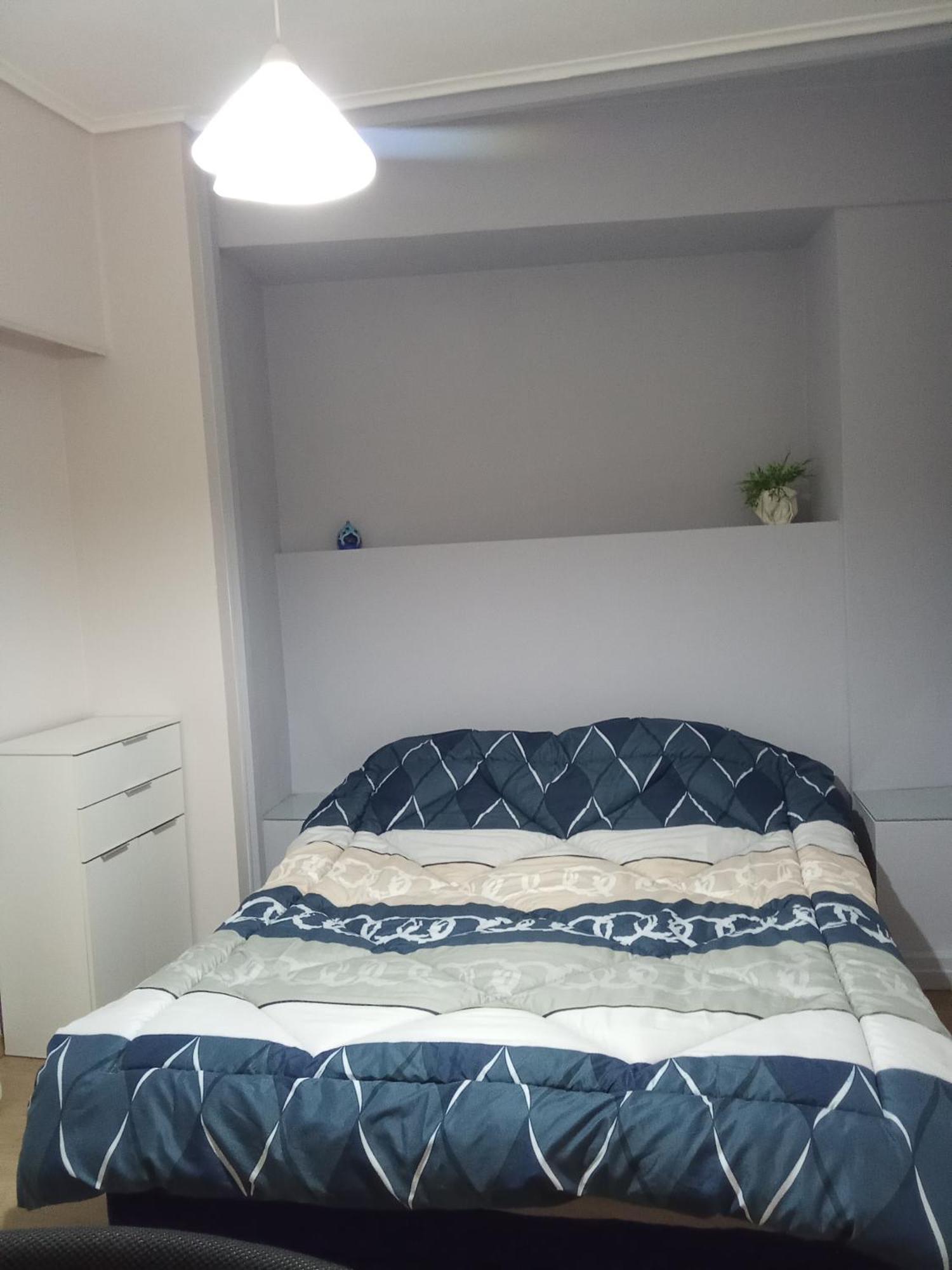Apartment Private In A Shared 2-bedroom