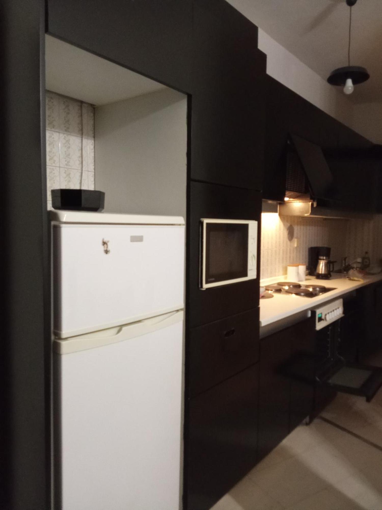 Apartment Private In A Shared 2-bedroom Athens